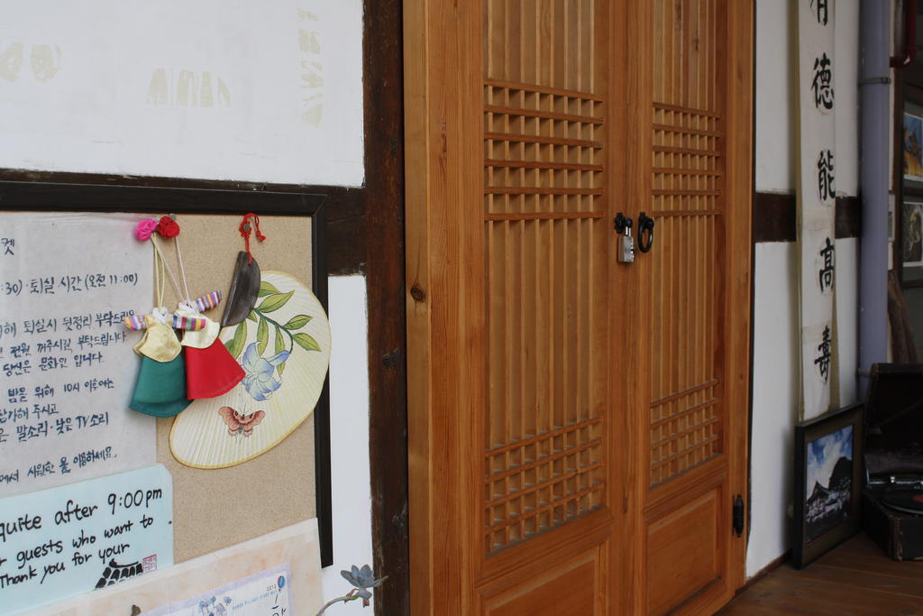 Dukmanjae Hotel Jeonju Eksteriør billede