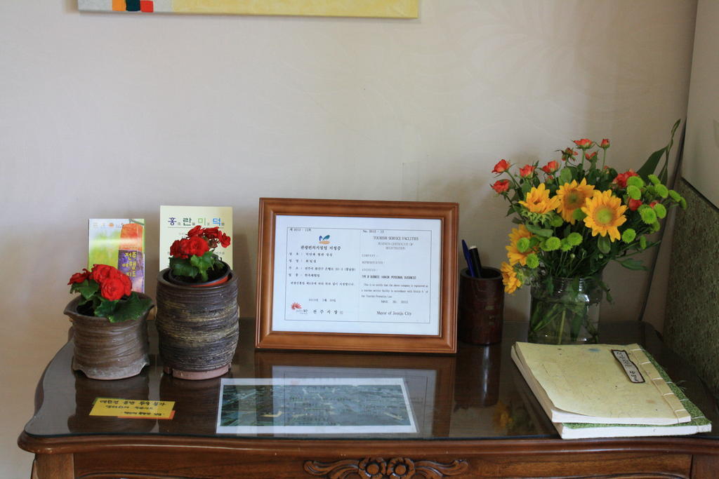 Dukmanjae Hotel Jeonju Eksteriør billede