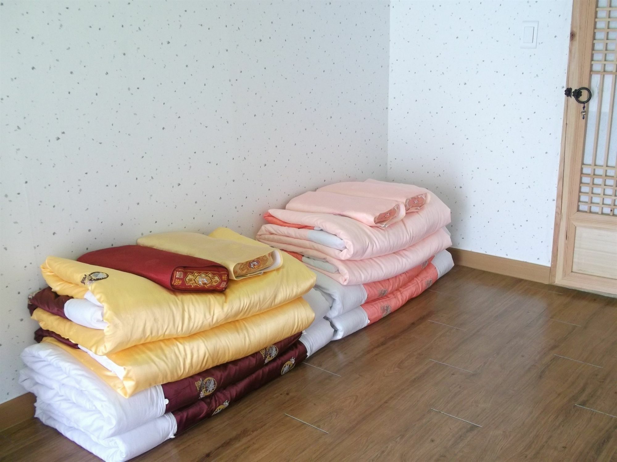Dukmanjae Hotel Jeonju Eksteriør billede